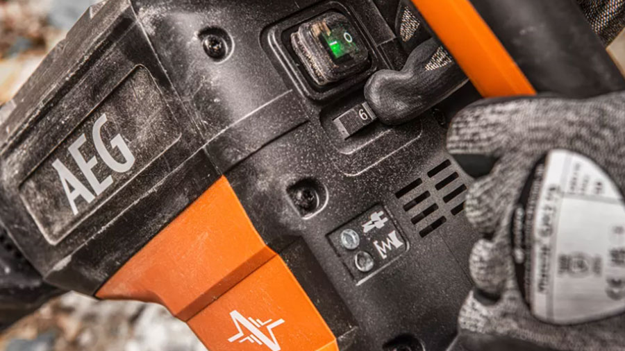 Perforateur filaire SDS Max SMRH12K 4935500786 AEG Perforateur filaire SDS Max SMRH12K 4935500786 AEG